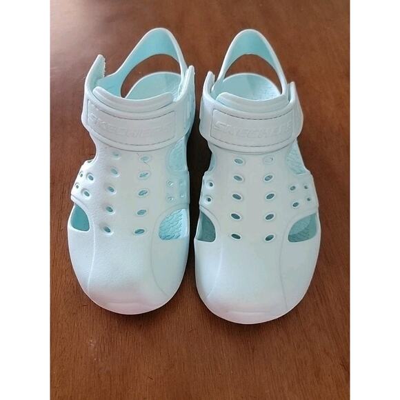 Skechers Girl's Light Blue Foamies Wave Blast Sandals Size 5 - Picture 1 of 5